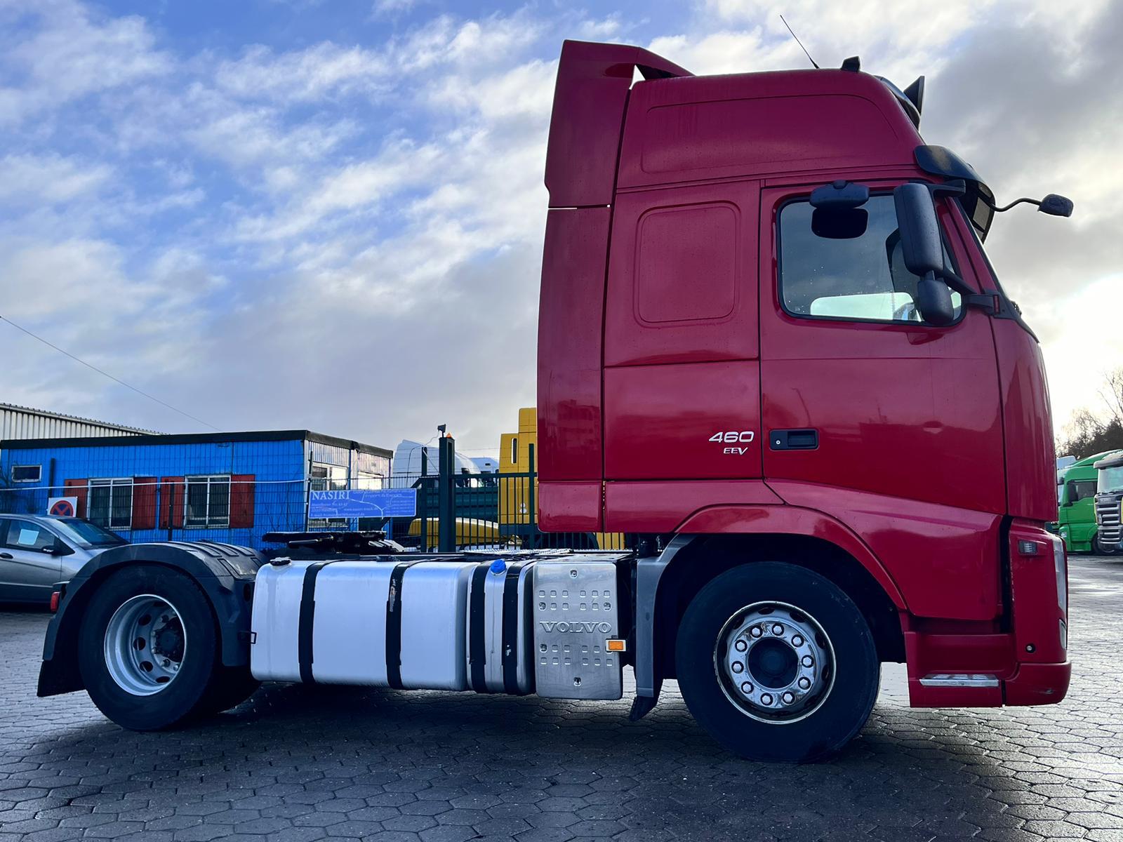 Volvo 440 2011 km 72200000