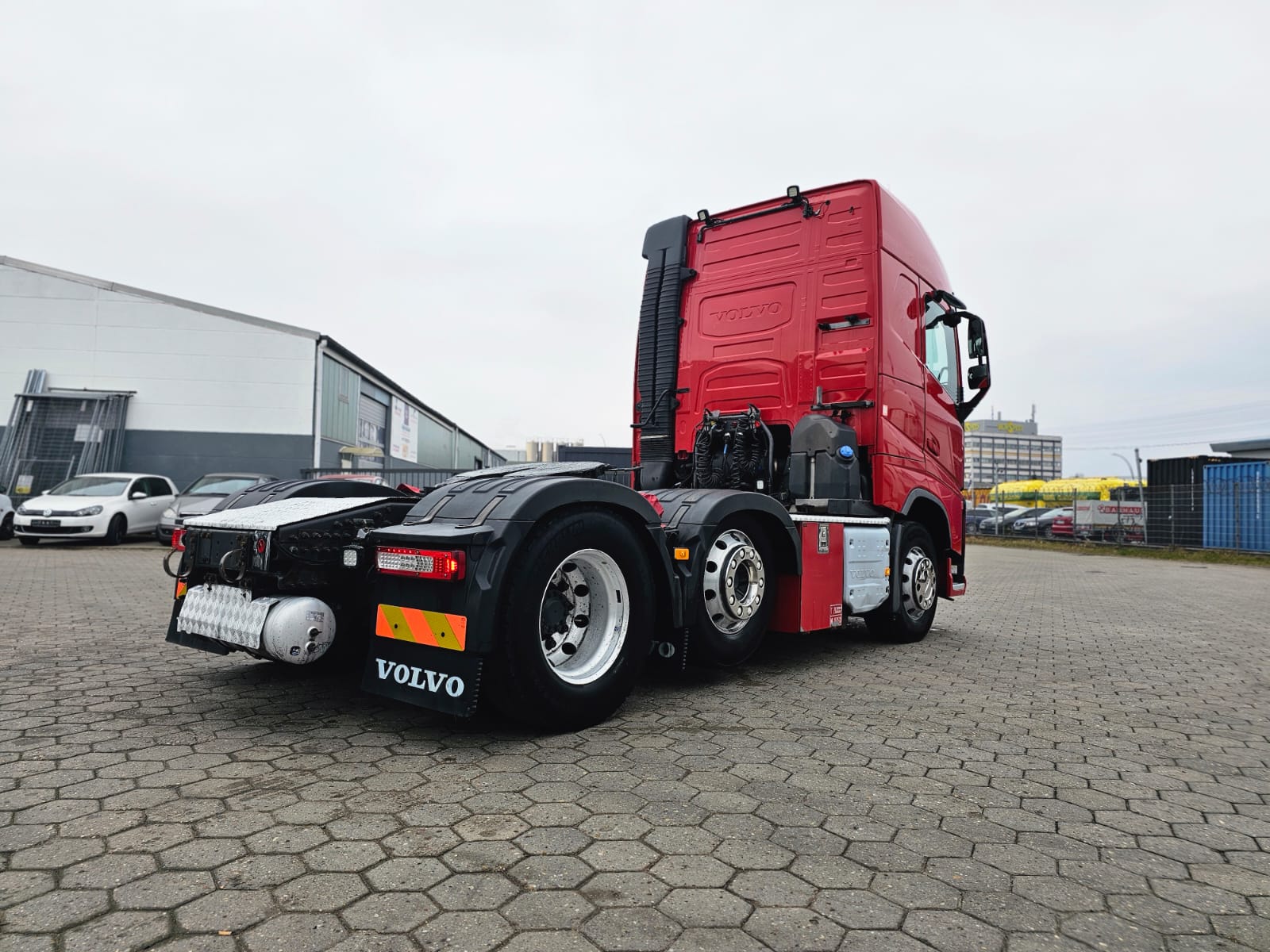 volvo 6×2 460
