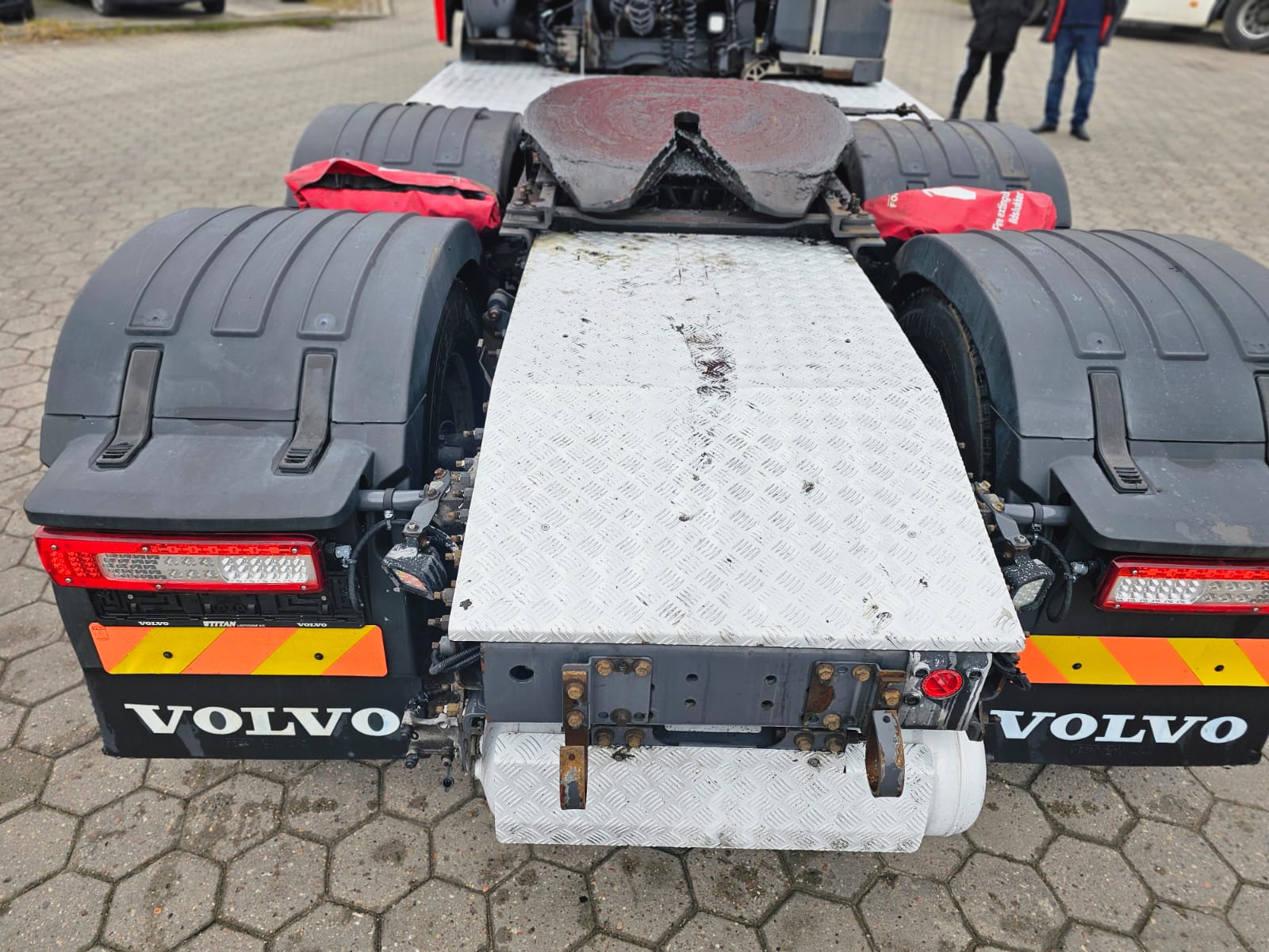 volvo 6×2 460