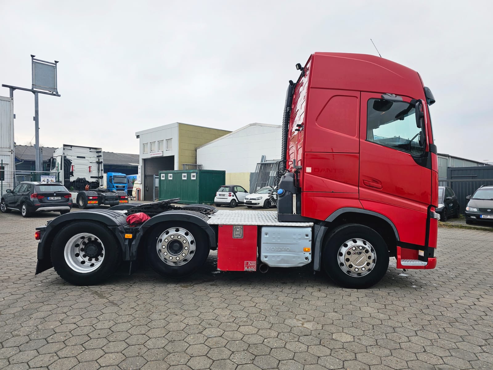 volvo 6×2 460