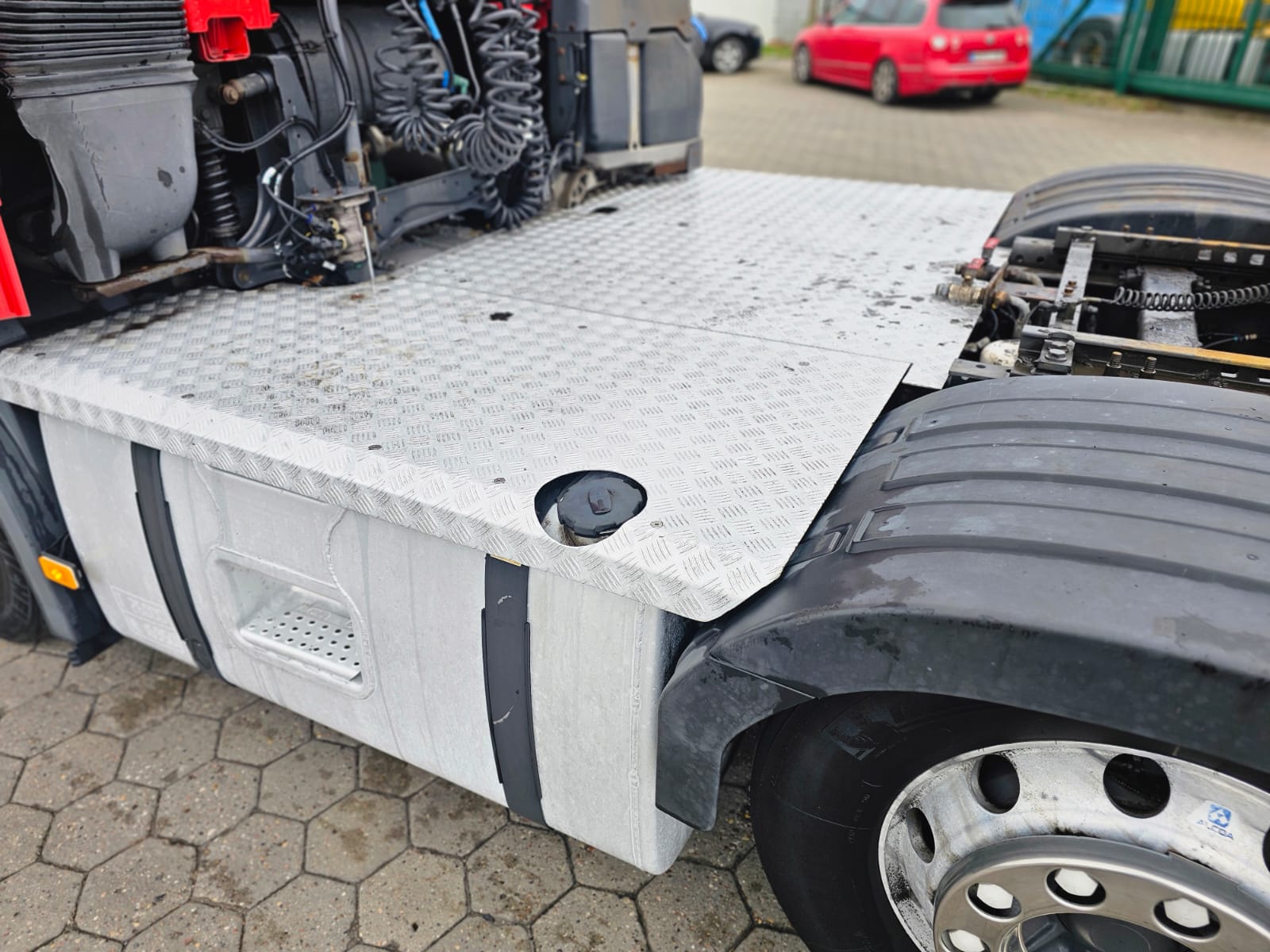 volvo 6×2 460
