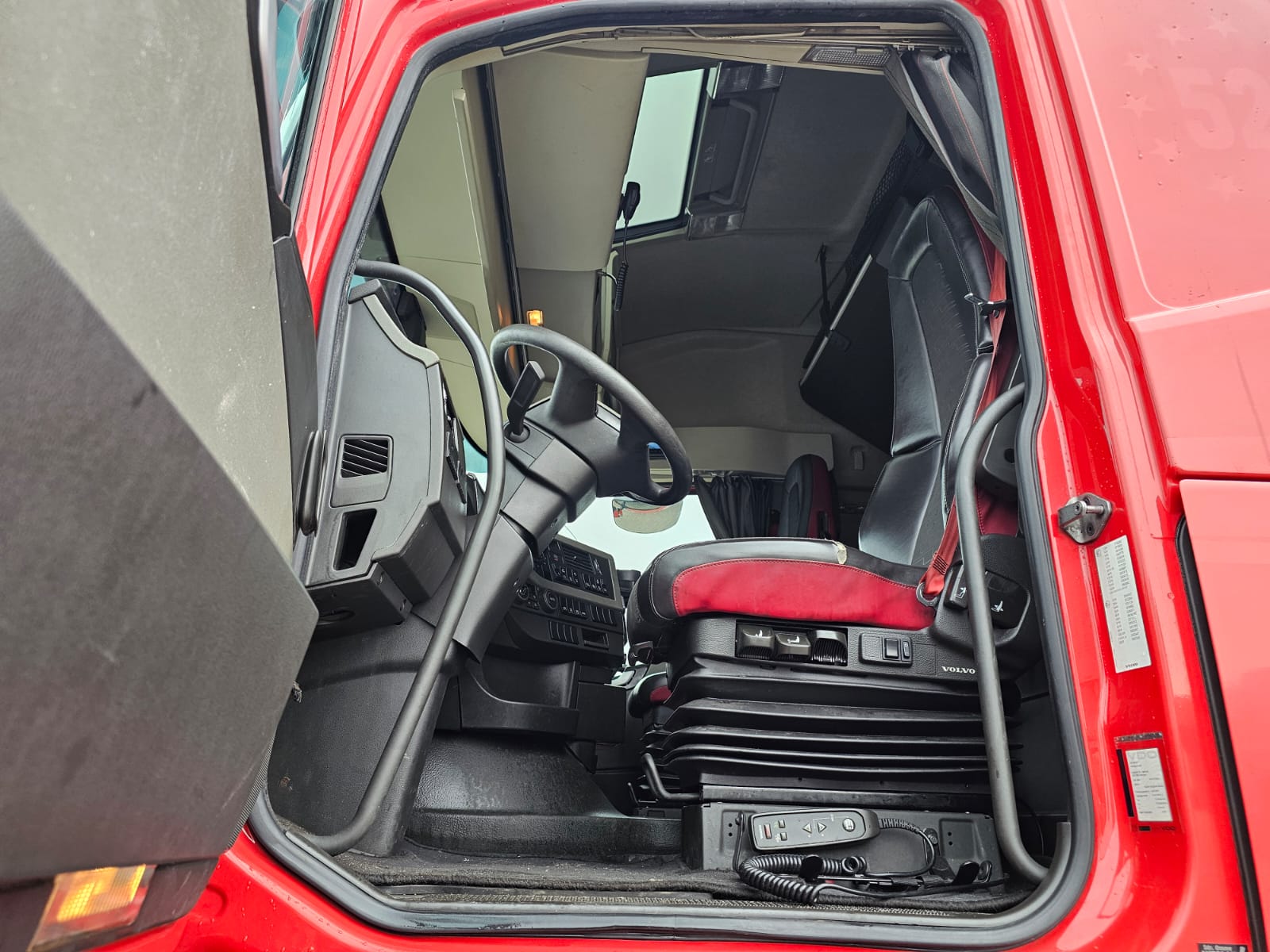 volvo 6×2 460